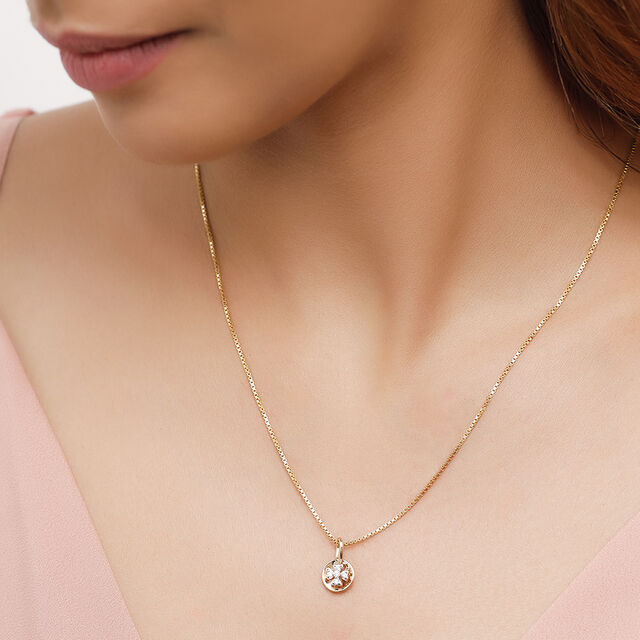 18KT Yellow Gold Clover Blossom Diamond Pendant 2