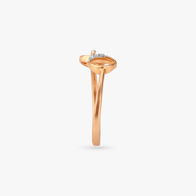 Linked Light Diamond Ring 3