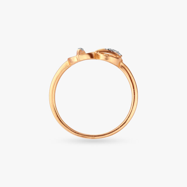 Linked Light Diamond Ring 4