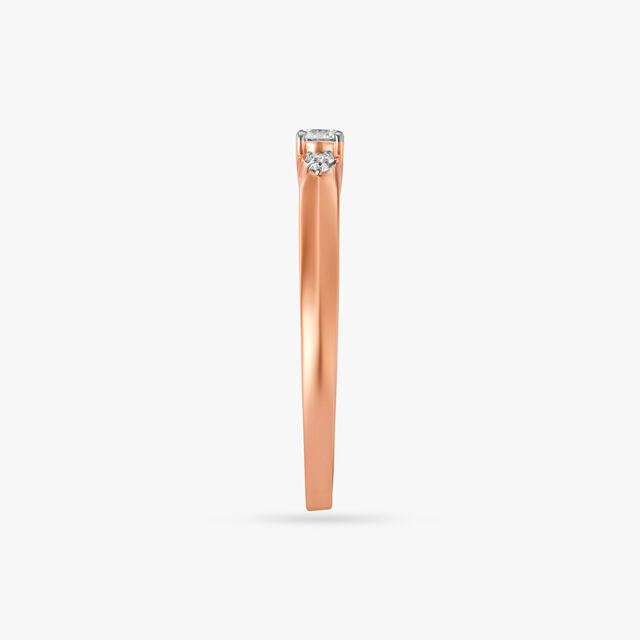 Timeless Sparkle Diamond Finger Ring