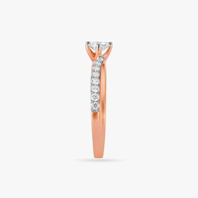 Spiral Diamond Finger Ring