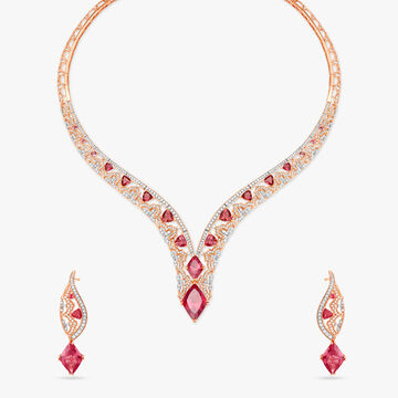 A Grand Converge Necklace Set