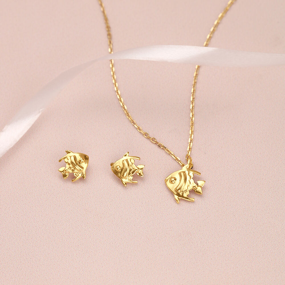 Gold fish necklace charm store