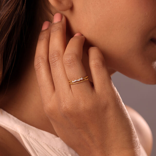 Sleek Splendour 14KT Gold & Diamond Finger Ring 2