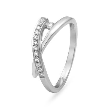 Elegant Platinum and Diamond Ring