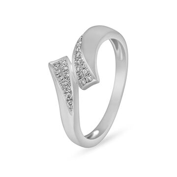 Ribbon Pattern Platinum and Diamond Ring