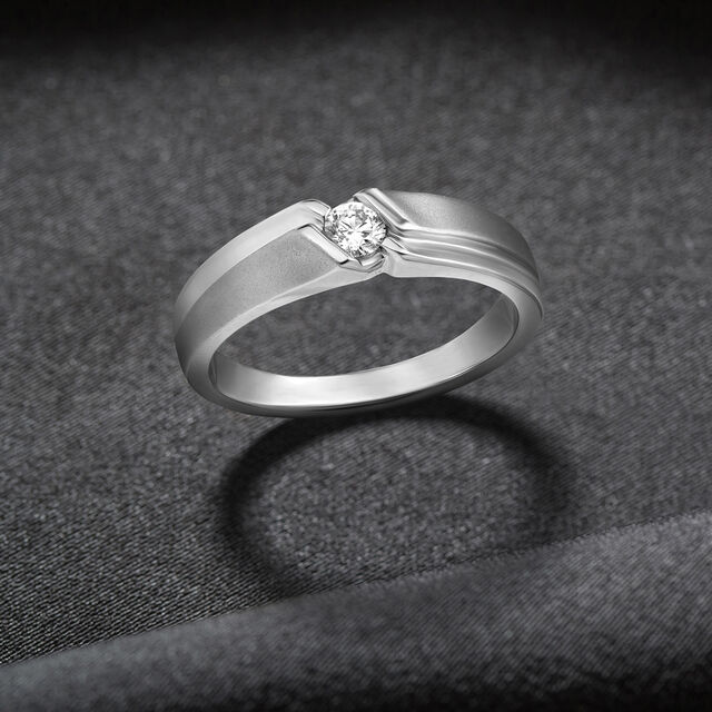 Glimmering Ridged Platinum and Diamond Ring 