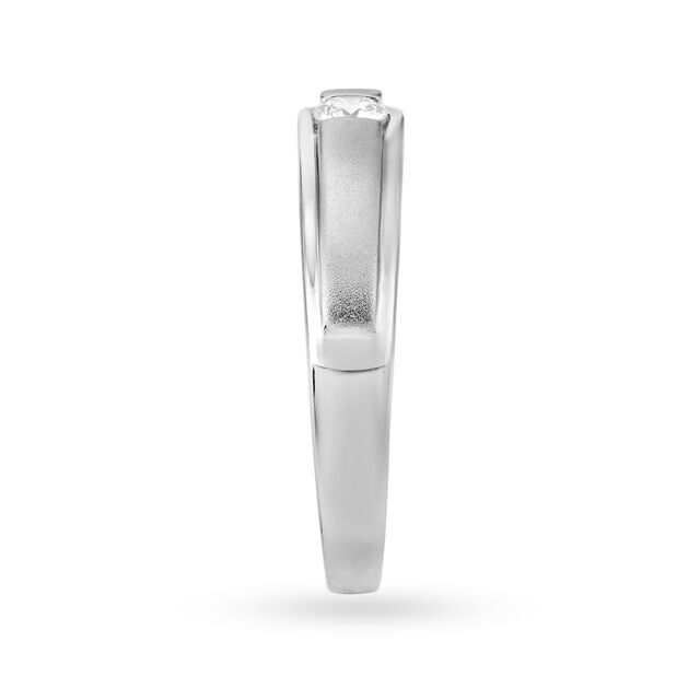 Ageless 950 Pure Platinum And Diamond Finger Ring