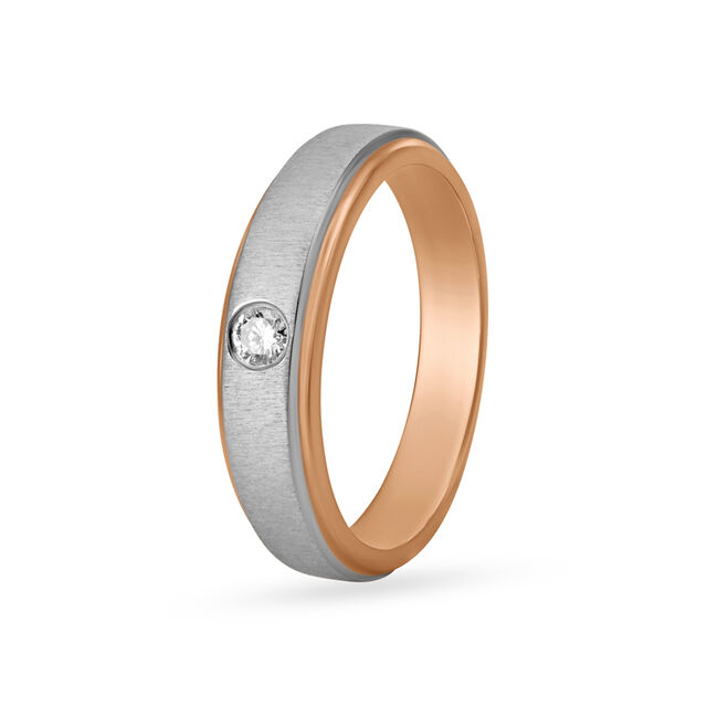 Lustrous Platinum Diamond Finger Ring