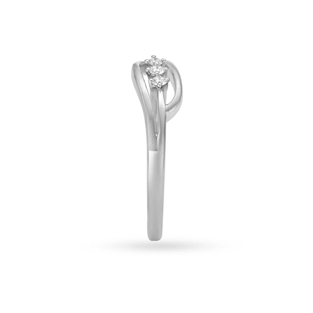 Wavy White Platinum Finger Ring