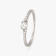 Graceful Diamond Finger Ring 