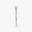 Graceful Diamond Finger Ring 3