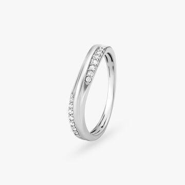 Luminous Harmony Diamond Finger Ring