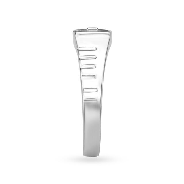 Captivating Geometric Design Platinum Finger Ring for Men