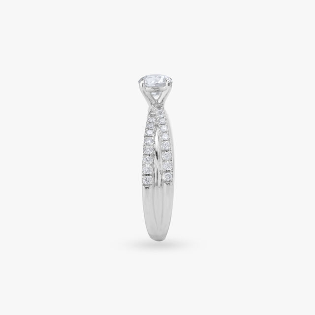 Stellar Embrace Solitaire Ring 3