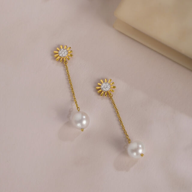 Set Tanishq Pearl Earrings Serene Sunlit Pearl Diamond Drop Earrings