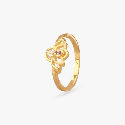 Petal Lace Gold Ring