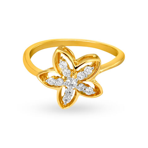 Charming 18 Karat Gold And Diamond Flower Ring