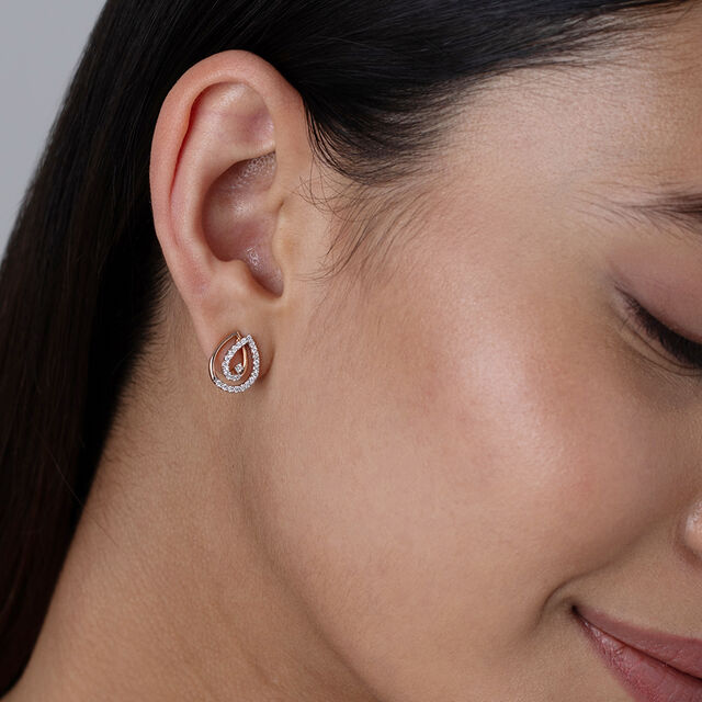 Classic Rose Gold & Diamond Studs Earrings 2