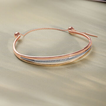 Sleek Twinkling Diamond Bangle