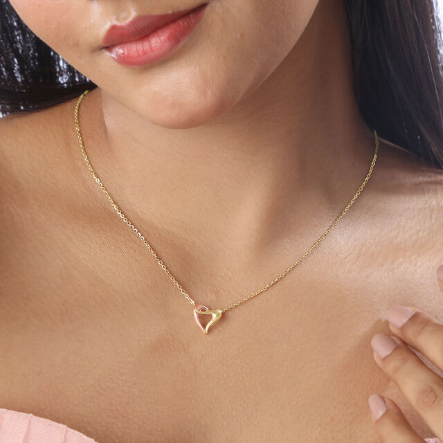Heart Loop Gold Necklace 2
