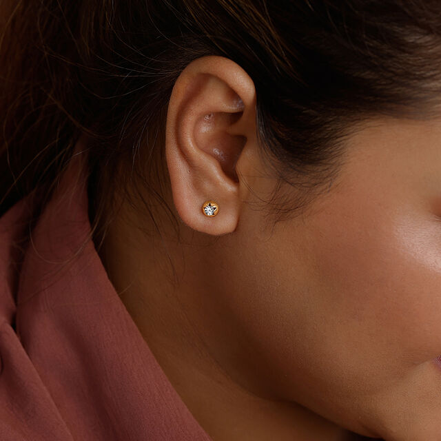Stellar Pop Diamond Stud Earrings 2