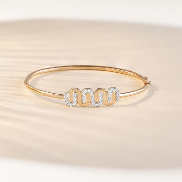 Intertwined Bonds Gold & Diamond Bangle 