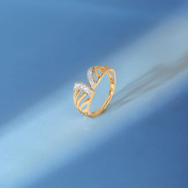 Radiant Flow Diamond Ring 