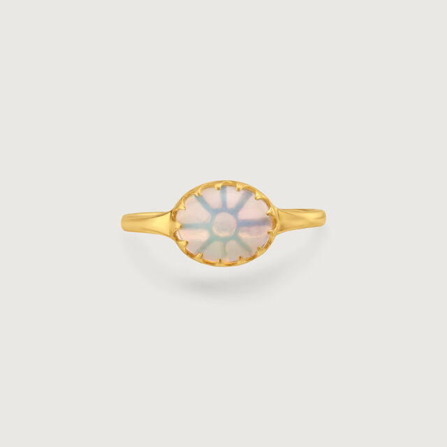 Radiant Solar Opal Gold Ring 5