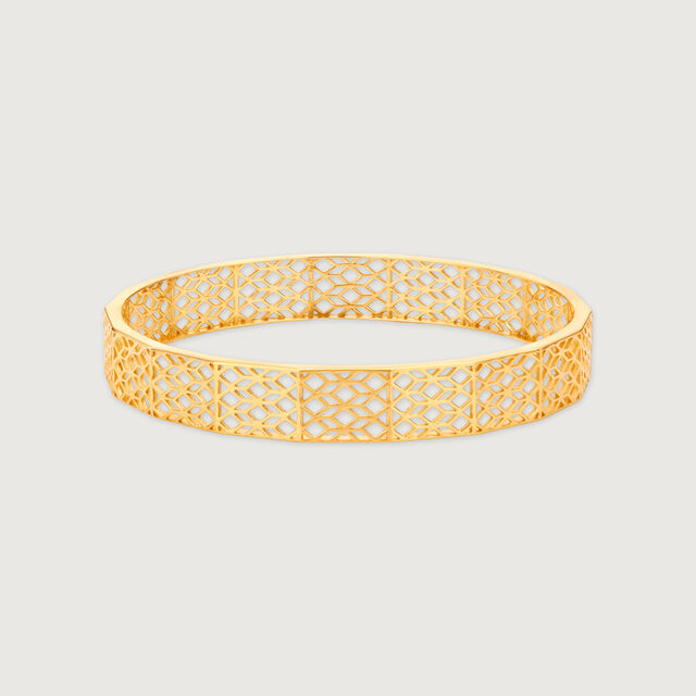 Elegant Geometric Gold Bangle 4