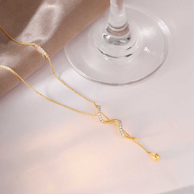 Swerve Spark Diamond Necklace 