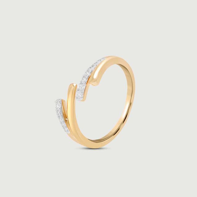 Sleek Split Diamond Ring 4