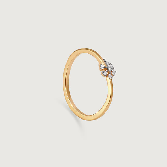 Blossom Brilliance Gold & Diamond Finger Ring 4