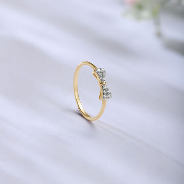 Cutie Bow Spark Diamond Ring