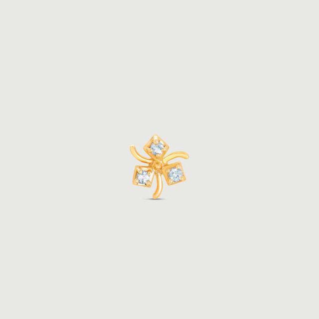 Chic Spin Topaz Nose Pin 4