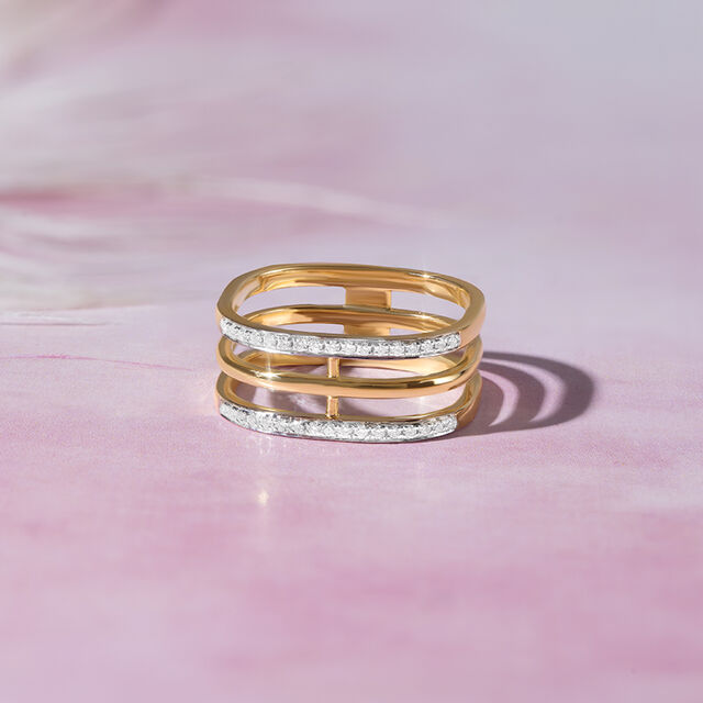 Sleek Layers Gold & Diamond Finger Ring 