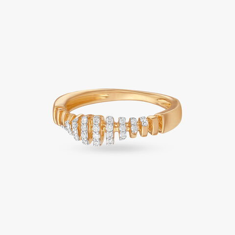 Gleaming Horizon Diamond Ring