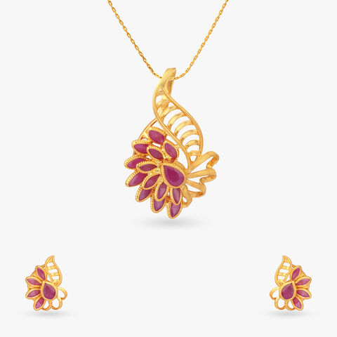 Petal Arc Gold Pendant and Earring Set