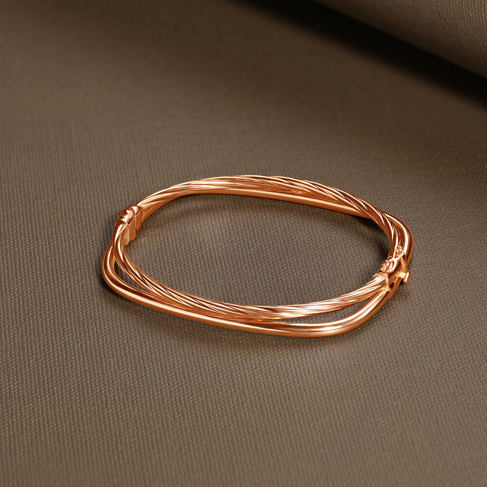 Tanishq bangle bracelet store