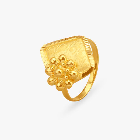 Floral Majesty Gold Finger Ring