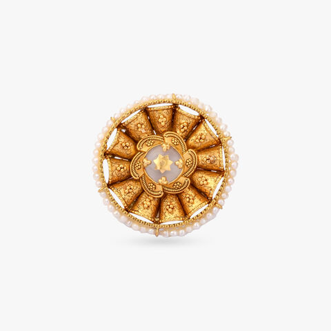 Pearl Border Sunburst Ring