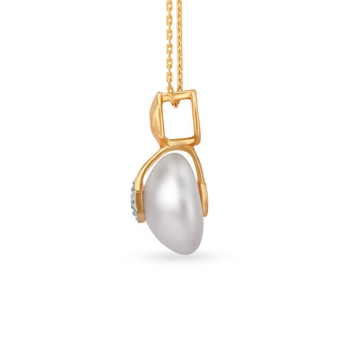 Spellbinding Floral Diamond Pendant