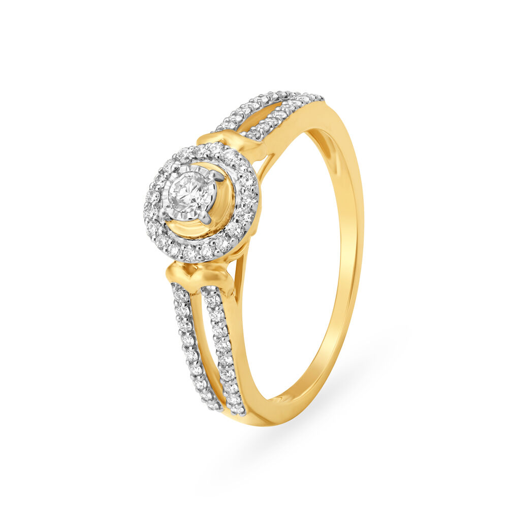 Fancy Glossy Gold and Diamond Finger Ring