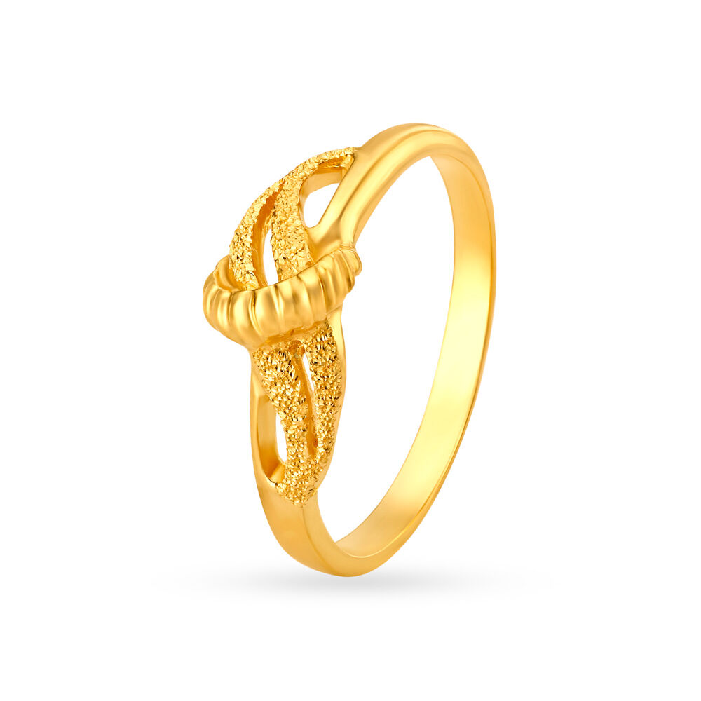 Enchanting 22 Karat Yellow Gold Swirl Finger Ring Tanishq Online Store