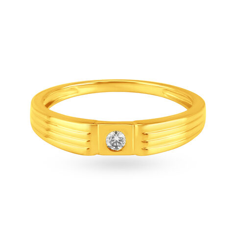 Traditional Pointer Single Stone Diamond Ring for Men