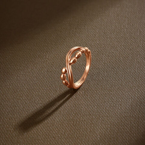 Sphere Chic Gold Finger Ring