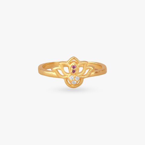 Petal Lace Gold Ring