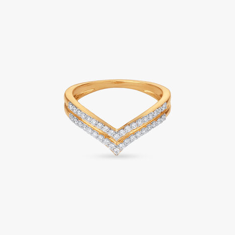 Modern Crest Diamond Finger Ring