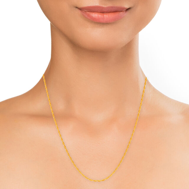 18KT Yellow Artistic Gold Chain With A Delicate Link Pattern,,hi-res image number null