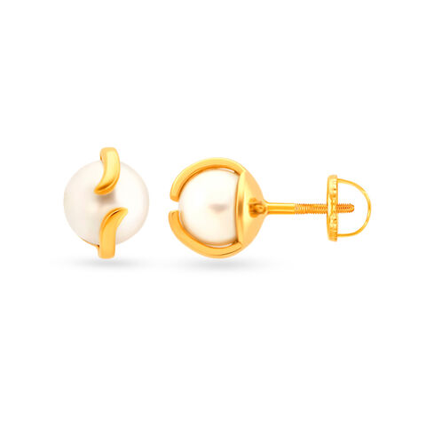 Glamorous Pearly Gold Stud Earrings